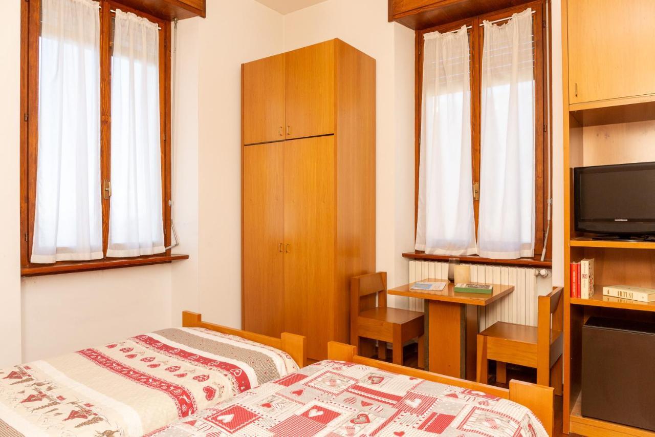 Albergo Sacro Monte วาเรเซ ภายนอก รูปภาพ